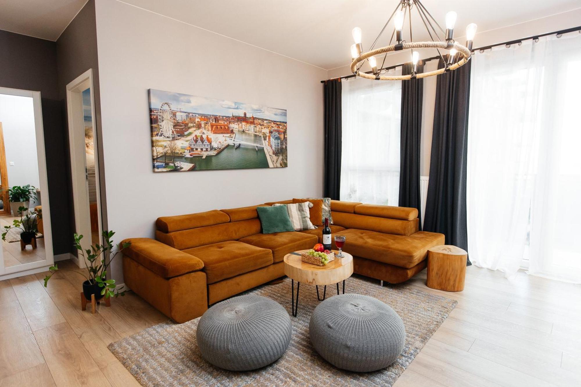 Maya's Flats & 29 - Bastion Walowa, *